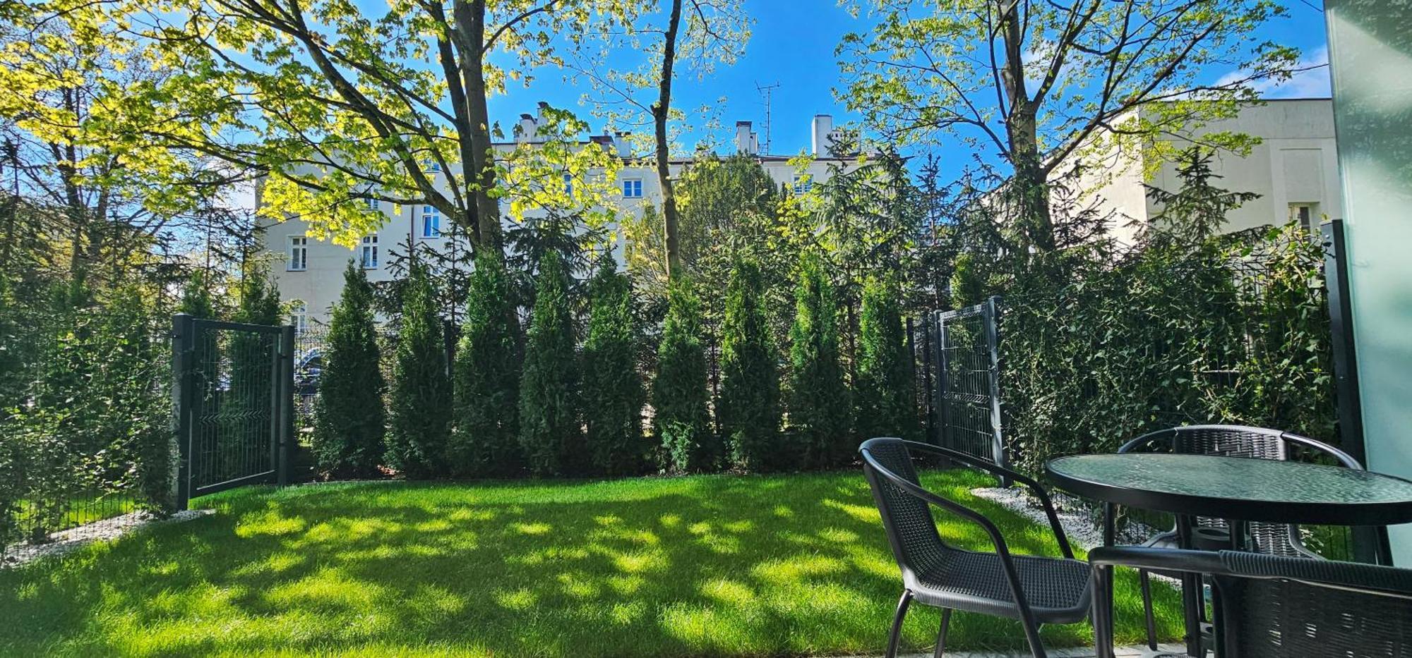 Apartament Whiteblue Kolobrzeg Z Duzym Ogrodkiem - 100 M Od Plazy! Whiteblue Kolberg Apartment Mit Grossem Garten - 100 M Vom Strand Entfernt! Whiteblue Kolobrzeg Apartman S Velkou Zahradou - 100 M Od Plaze! エクステリア 写真