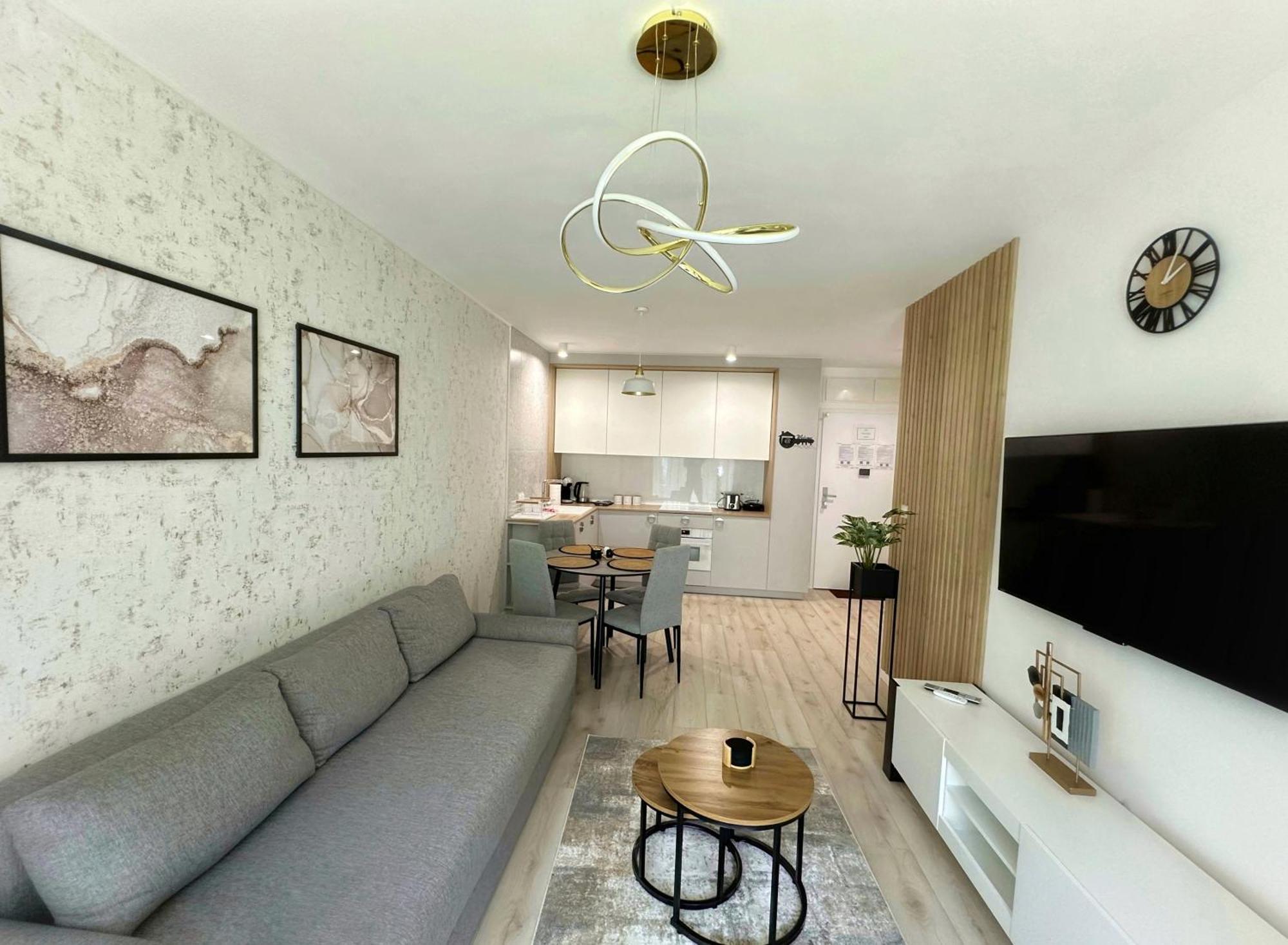 Apartament Whiteblue Kolobrzeg Z Duzym Ogrodkiem - 100 M Od Plazy! Whiteblue Kolberg Apartment Mit Grossem Garten - 100 M Vom Strand Entfernt! Whiteblue Kolobrzeg Apartman S Velkou Zahradou - 100 M Od Plaze! エクステリア 写真